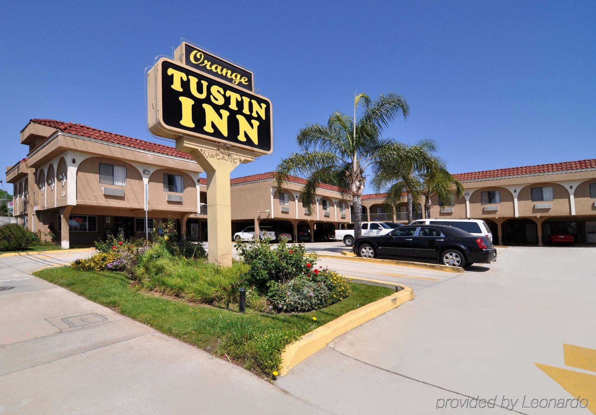 Orange Tustin Inn In אורנג' מראה חיצוני תמונה