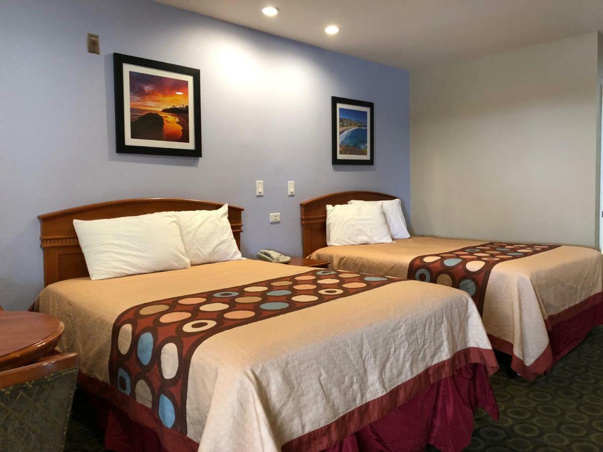 Orange Tustin Inn In אורנג' מראה חיצוני תמונה